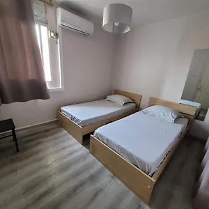 Au Dela De La Porte Du Bonheur Homestay